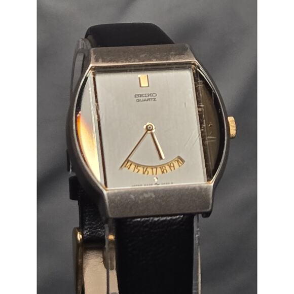 Seiko 2A49 - Picture 3 of 10